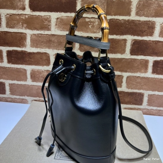 Hyperpeter Diana small bucket bag Gucci 0723